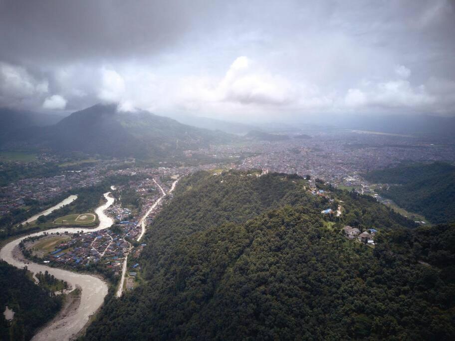 Ghost Villa Pokhara With Mountain View 20Mins From Main Area Ranipauwa Dış mekan fotoğraf